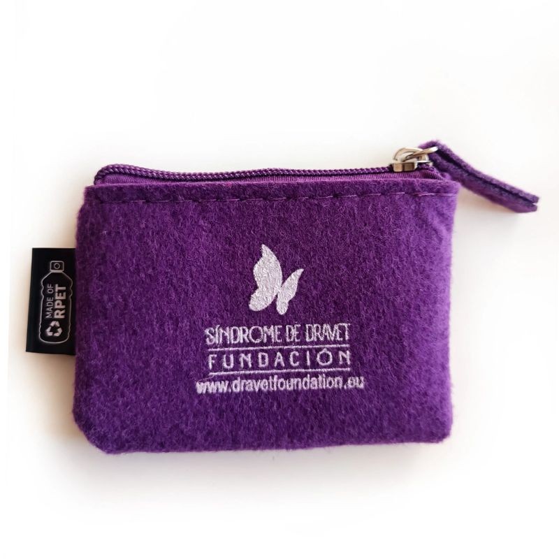 Monedero solidario morado Fundación Síndrome de Dravet vista frontal